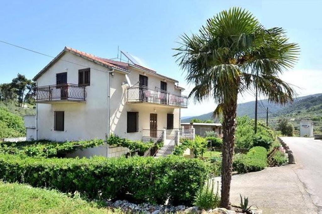 Apartments Vrisnik ييلسا المظهر الخارجي الصورة